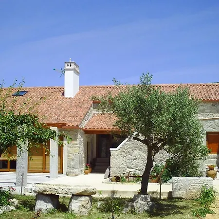 Casa de Campo Retiro Da Avo Lídia - *