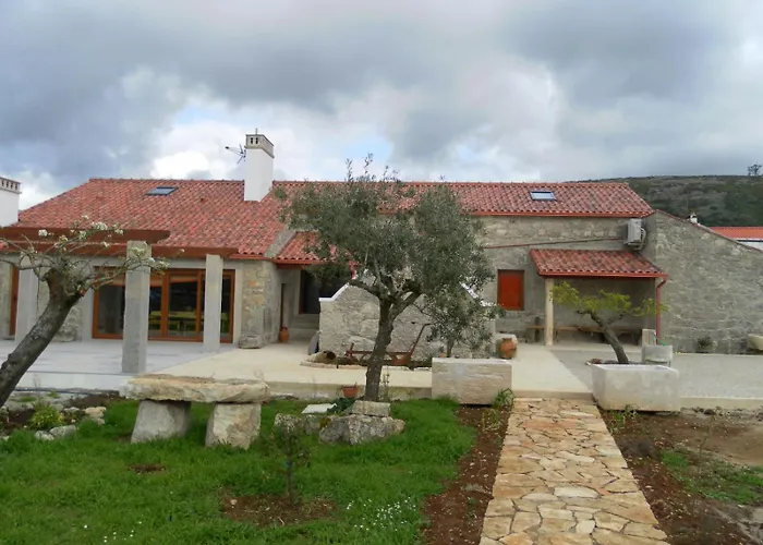 Retiro Da Avo Lidia - Mendiga